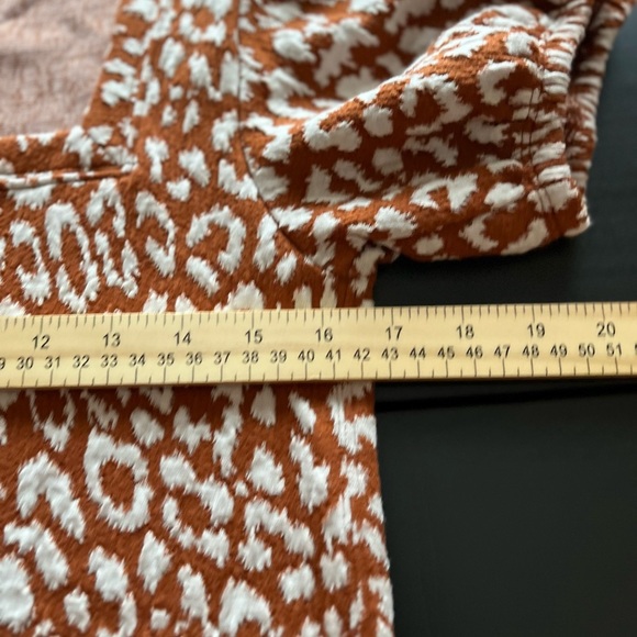 Free People No Type Square Neckline Balloon Sleeve Tee - Picture 9 of 10